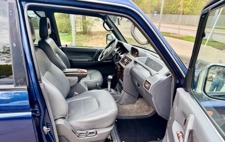Mitsubishi Pajero III рестайлинг, 1998 год, 775 000 рублей, 10 фотография