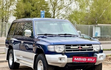 Mitsubishi Pajero III рестайлинг, 1998 год, 775 000 рублей, 3 фотография