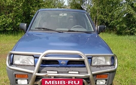 Nissan Terrano II рестайлинг, 1995 год, 220 000 рублей, 2 фотография