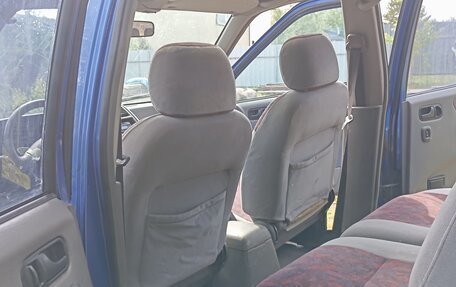Nissan Terrano II рестайлинг, 1995 год, 220 000 рублей, 14 фотография