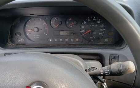 Nissan Terrano II рестайлинг, 1995 год, 220 000 рублей, 18 фотография