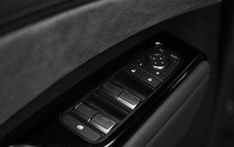 Lexus LM, 2024 год, 18 290 000 рублей, 28 фотография