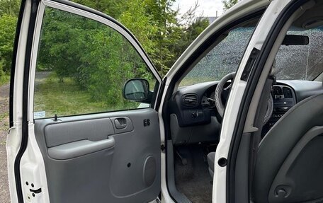 Dodge Caravan IV, 2005 год, 686 000 рублей, 17 фотография