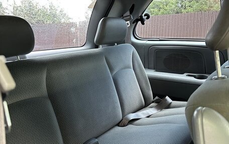 Dodge Caravan IV, 2005 год, 686 000 рублей, 24 фотография