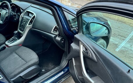 Opel Astra J, 2010 год, 510 000 рублей, 13 фотография