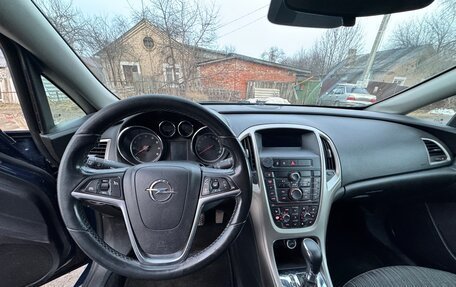 Opel Astra J, 2010 год, 510 000 рублей, 11 фотография