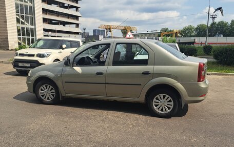 Renault Logan I, 2011 год, 700 000 рублей, 2 фотография