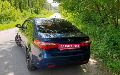 KIA Rio III рестайлинг, 2014 год, 940 000 рублей, 10 фотография