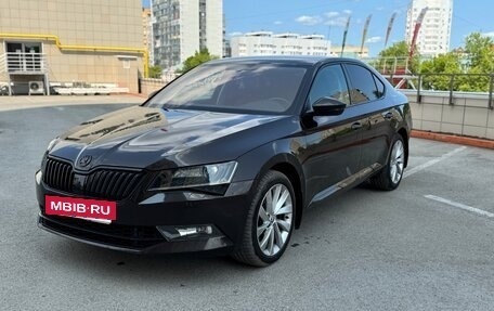 Skoda Superb III рестайлинг, 2016 год, 2 480 000 рублей, 2 фотография