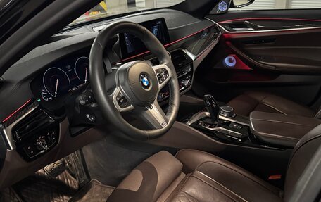 BMW 5 серия, 2019 год, 5 500 000 рублей, 6 фотография