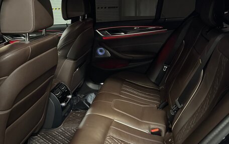 BMW 5 серия, 2019 год, 5 500 000 рублей, 17 фотография