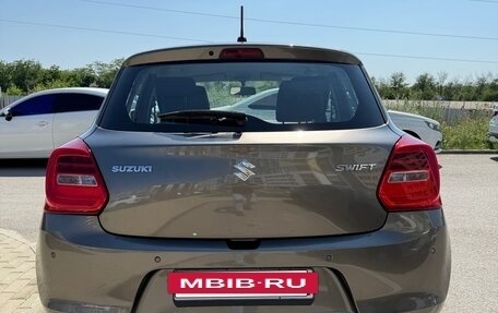 Suzuki Swift V, 2022 год, 1 500 000 рублей, 7 фотография