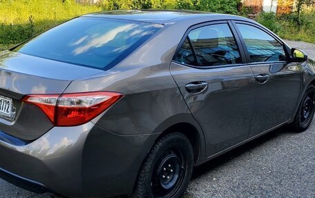 Toyota Corolla, 2017 год, 950 000 рублей, 3 фотография