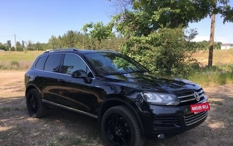 Volkswagen Touareg III, 2014 год, 2 950 000 рублей, 2 фотография