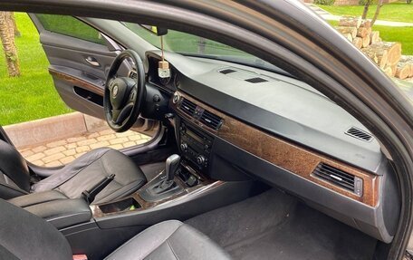 BMW 3 серия, 2009 год, 690 000 рублей, 11 фотография