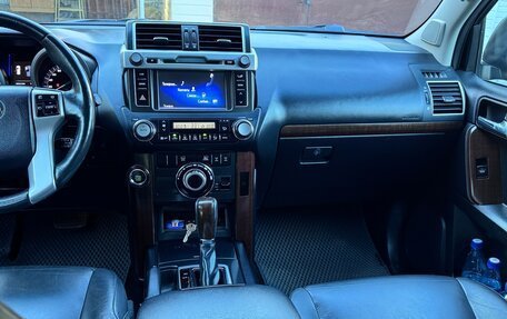 Toyota Land Cruiser Prado 150 рестайлинг 2, 2013 год, 4 450 000 рублей, 5 фотография