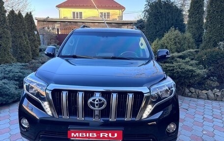 Toyota Land Cruiser Prado 150 рестайлинг 2, 2013 год, 4 450 000 рублей, 2 фотография