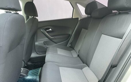 Volkswagen Polo VI (EU Market), 2012 год, 750 000 рублей, 11 фотография
