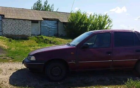 Daewoo Nexia I рестайлинг, 1999 год, 150 000 рублей, 11 фотография