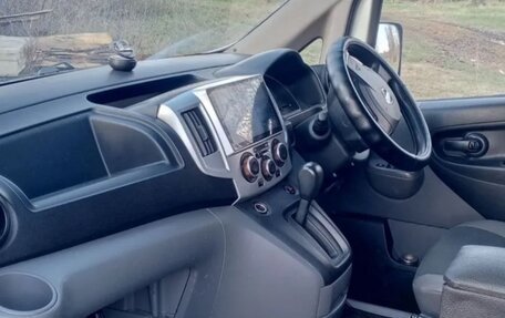 Nissan NV200, 2014 год, 1 300 000 рублей, 6 фотография