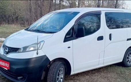 Nissan NV200, 2014 год, 1 300 000 рублей, 4 фотография