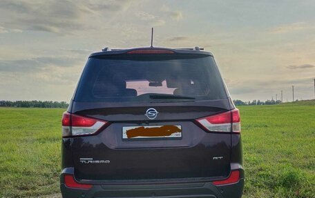 SsangYong Korando Turismo, 2014 год, 1 900 000 рублей, 3 фотография