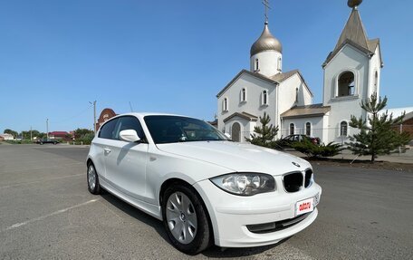 BMW 1 серия, 2011 год, 990 000 рублей, 15 фотография
