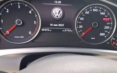 Volkswagen Touareg III, 2016 год, 4 100 000 рублей, 2 фотография