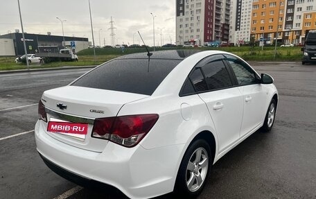 Chevrolet Cruze II, 2013 год, 800 000 рублей, 3 фотография