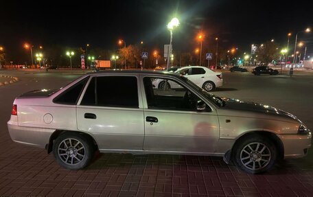 Daewoo Nexia I рестайлинг, 2010 год, 300 000 рублей, 6 фотография