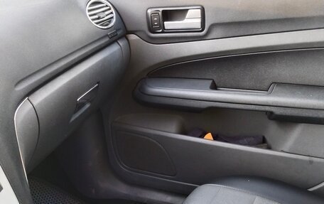 Ford Focus II рестайлинг, 2007 год, 520 000 рублей, 3 фотография
