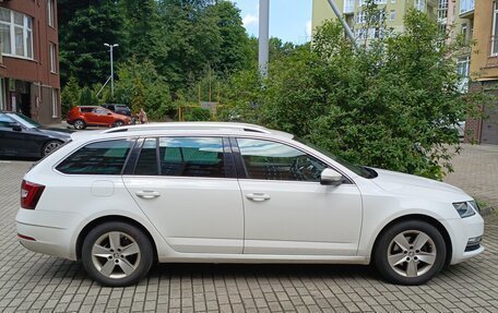Skoda Octavia, 2019 год, 1 750 000 рублей, 3 фотография