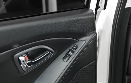 Hyundai Tucson III, 2013 год, 1 199 000 рублей, 9 фотография