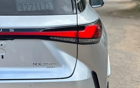Lexus RX IV рестайлинг, 2024 год, 9 390 000 рублей, 15 фотография