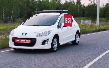 Peugeot 308 II, 2012 год, 670 000 рублей, 2 фотография
