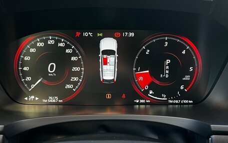 Volvo V90 Cross Country I рестайлинг, 2018 год, 2 490 000 рублей, 9 фотография