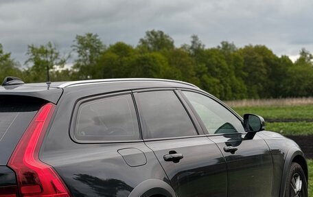 Volvo V90 Cross Country I рестайлинг, 2018 год, 2 490 000 рублей, 6 фотография