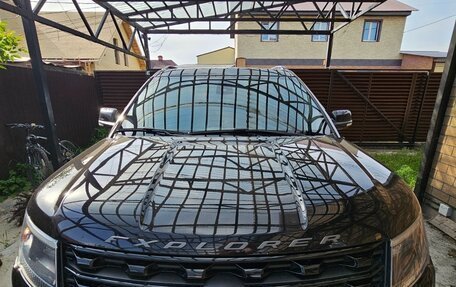 Ford Explorer VI, 2017 год, 2 800 000 рублей, 2 фотография