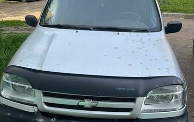 Chevrolet Niva I рестайлинг, 2004 год, 225 000 рублей, 1 фотография