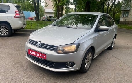 Volkswagen Polo VI (EU Market), 2013 год, 745 000 рублей, 1 фотография