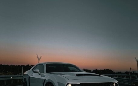 Dodge Challenger III рестайлинг 2, 2013 год, 4 980 000 рублей, 10 фотография