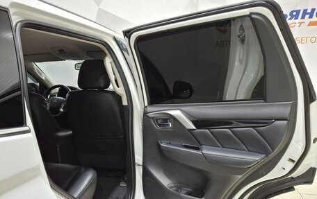 Mitsubishi Pajero Sport III рестайлинг, 2018 год, 2 700 000 рублей, 26 фотография