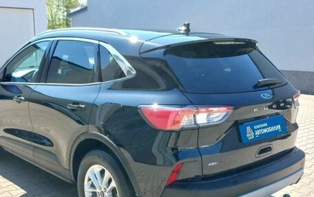 Ford Kuga III, 2022 год, 3 000 000 рублей, 2 фотография