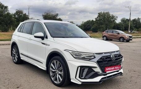 Volkswagen Tiguan II, 2021 год, 3 250 000 рублей, 2 фотография