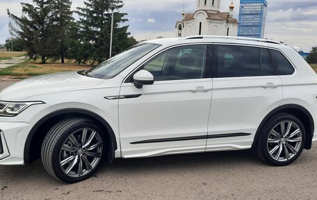 Volkswagen Tiguan II, 2021 год, 3 250 000 рублей, 24 фотография