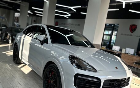 Porsche Cayenne III, 2022 год, 13 000 000 рублей, 2 фотография