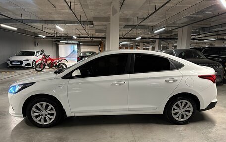 Hyundai Solaris II рестайлинг, 2020 год, 1 550 000 рублей, 2 фотография