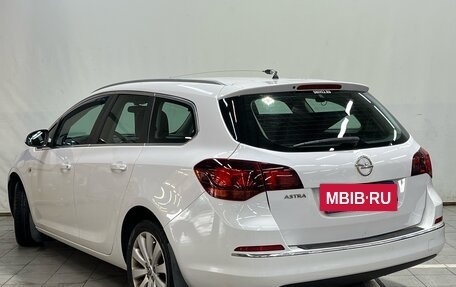 Opel Astra J, 2015 год, 790 000 рублей, 4 фотография