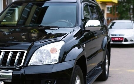 Toyota Land Cruiser Prado 120 рестайлинг, 2007 год, 2 300 000 рублей, 1 фотография