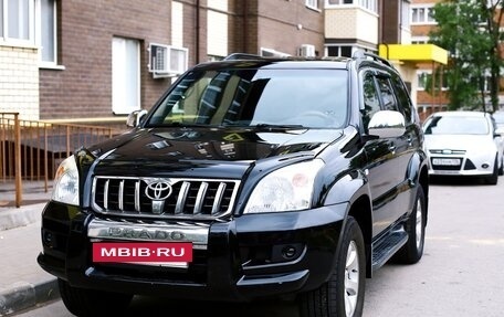 Toyota Land Cruiser Prado 120 рестайлинг, 2007 год, 2 300 000 рублей, 11 фотография